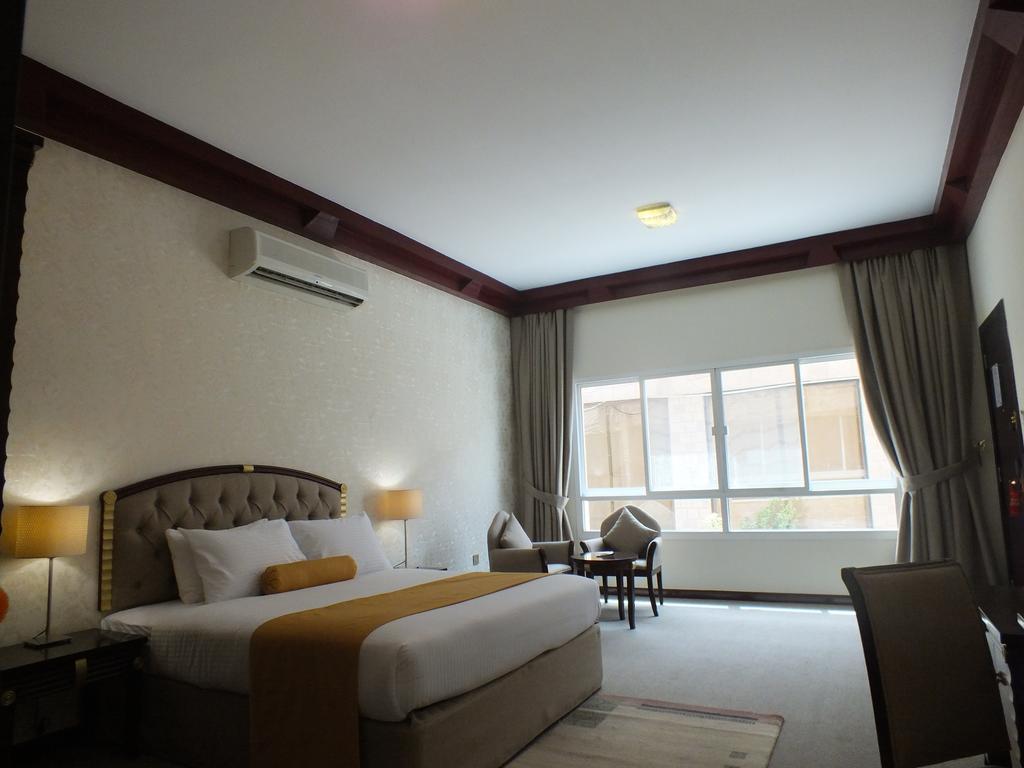 Verona Resort Sharjah Exterior foto