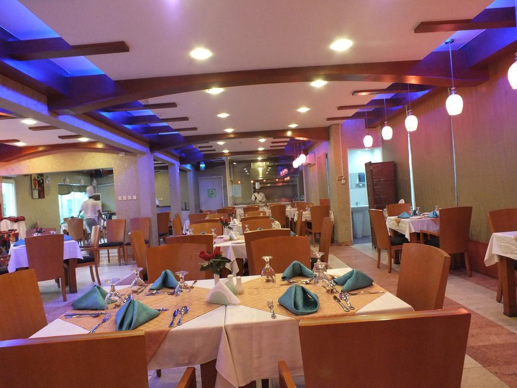 Verona Resort Sharjah Exterior foto